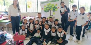 Mesa #14: Niños de la escuela rural Sauces -15 de julio/25- Escuela Sauces.  Fuente propia.